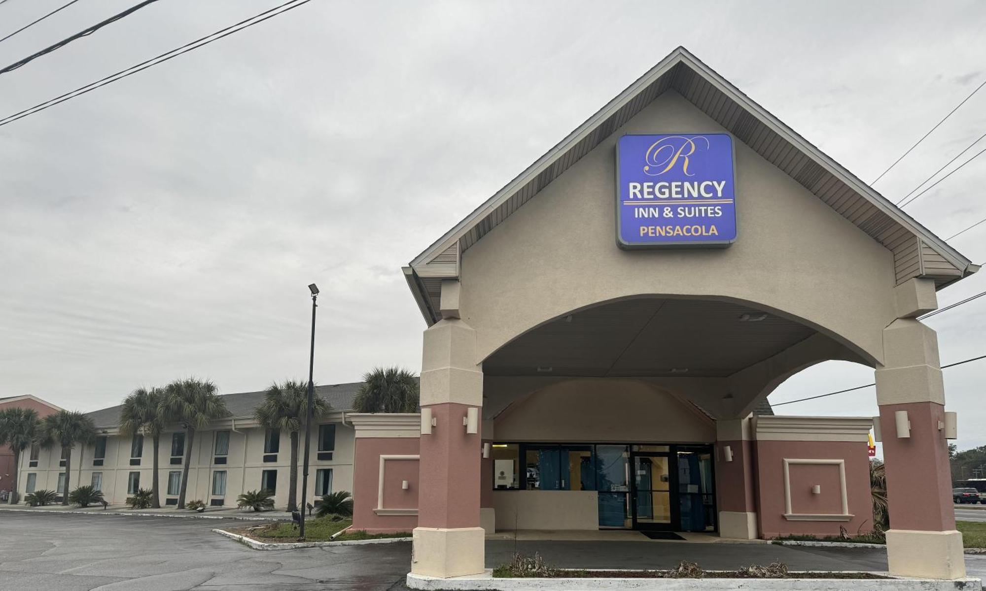 Regency Inn & Suites Pensacola Eksteriør bilde